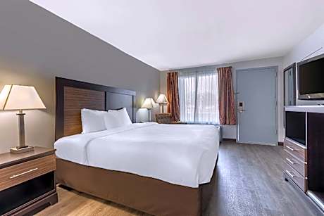 Efficiency King Room - Disability Access/Non Smoking
