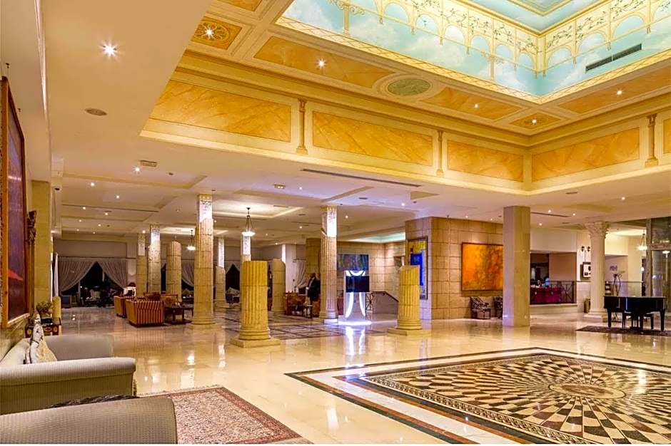 Golden Tulip Carthage Residence