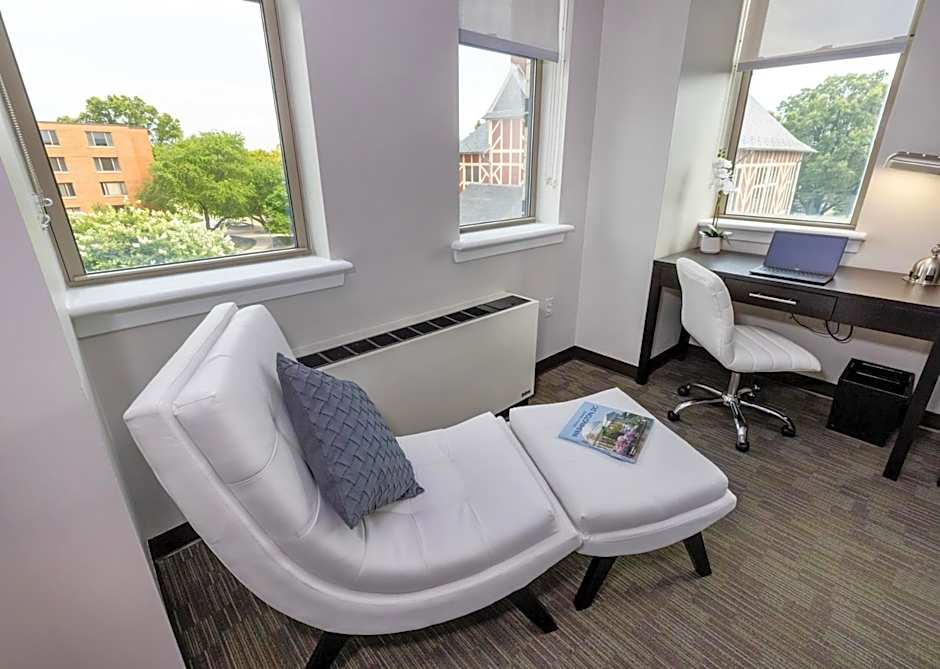 Kellogg Conference Hotel