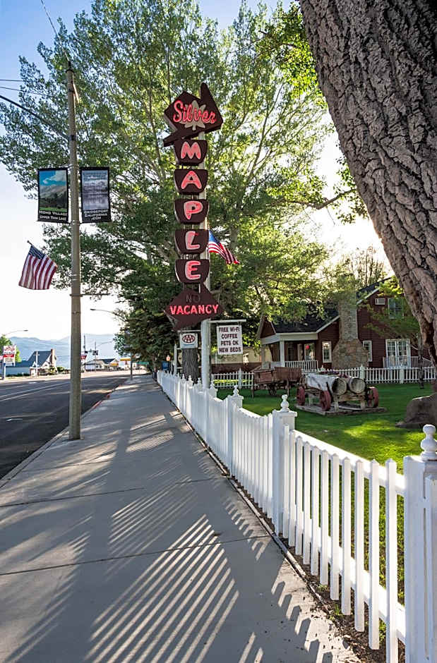 Silver Maple Inn