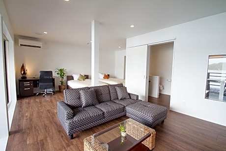 Family Room with Sea View