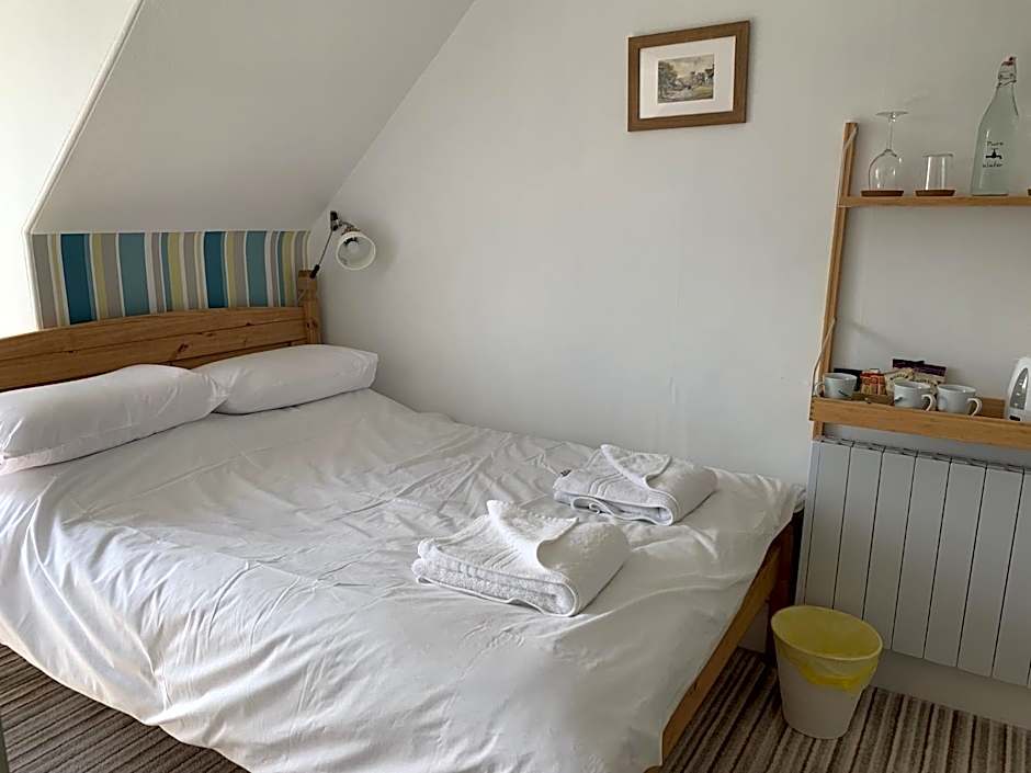 Holly Trees Guest Accommodation