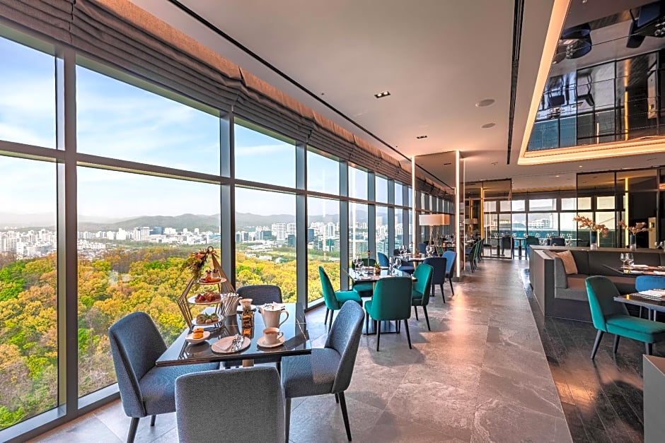 DoubleTree by Hilton Seoul Pangyo Residences