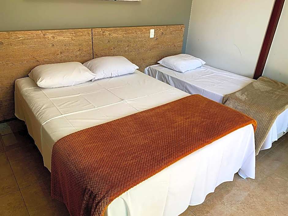 Suíte com Vista para o Lago em Capitólio em Escarpas do Lago