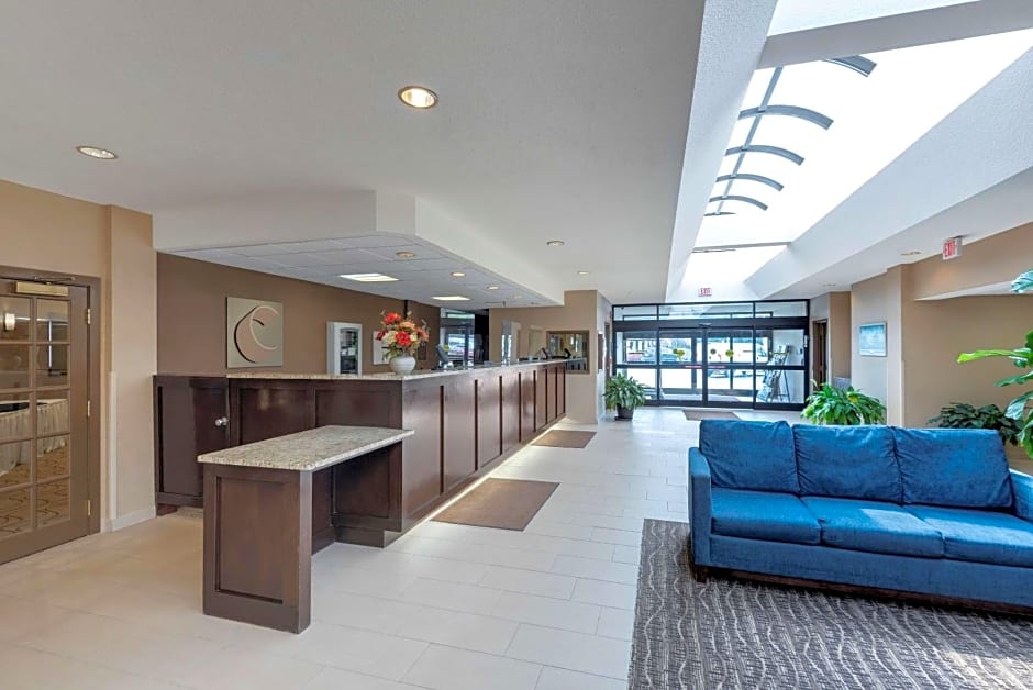 Comfort Inn The Pointe
