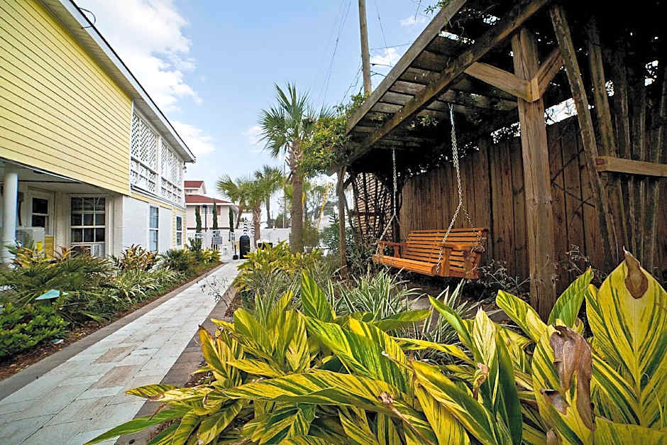 Georgianne Inn & Suites