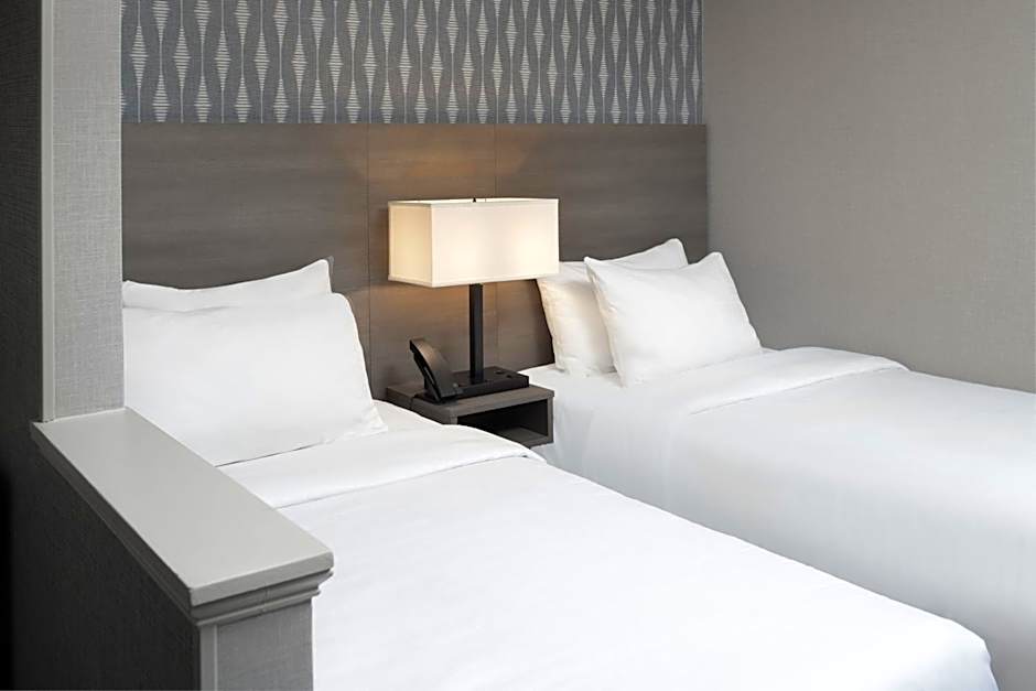 The Midtown Hotel MOD Collection by Sonesta