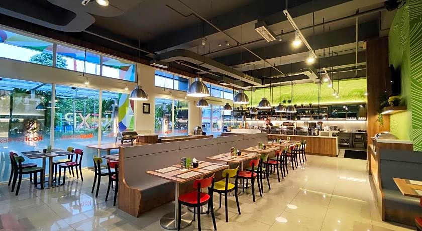 Zuri Express Lippo Cikarang Hotel