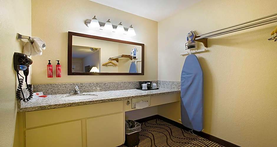 SureStay Plus Hotel by Best Western Sacramento North