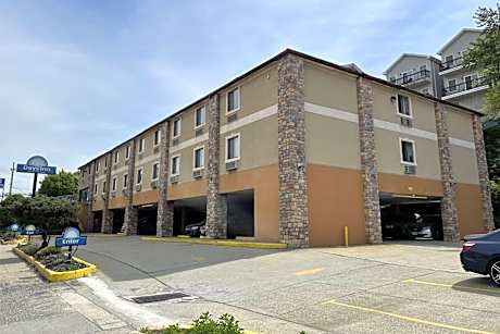 Days Inn by Wyndham Jersey City