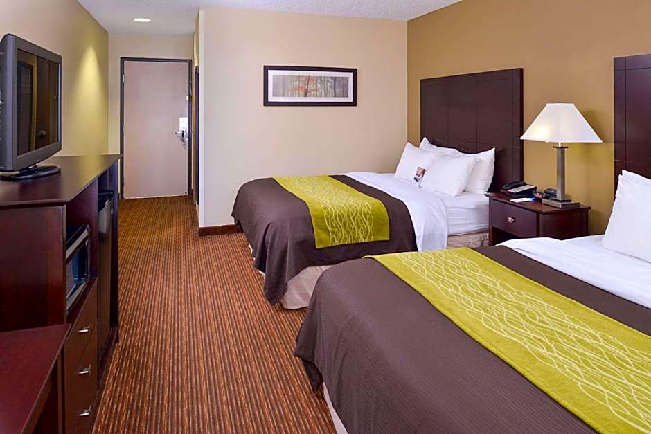 Holiday Inn Express & Suites Joplin Southeast by IHG