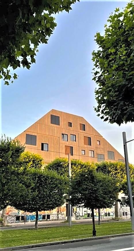Une chambre à l'Economat