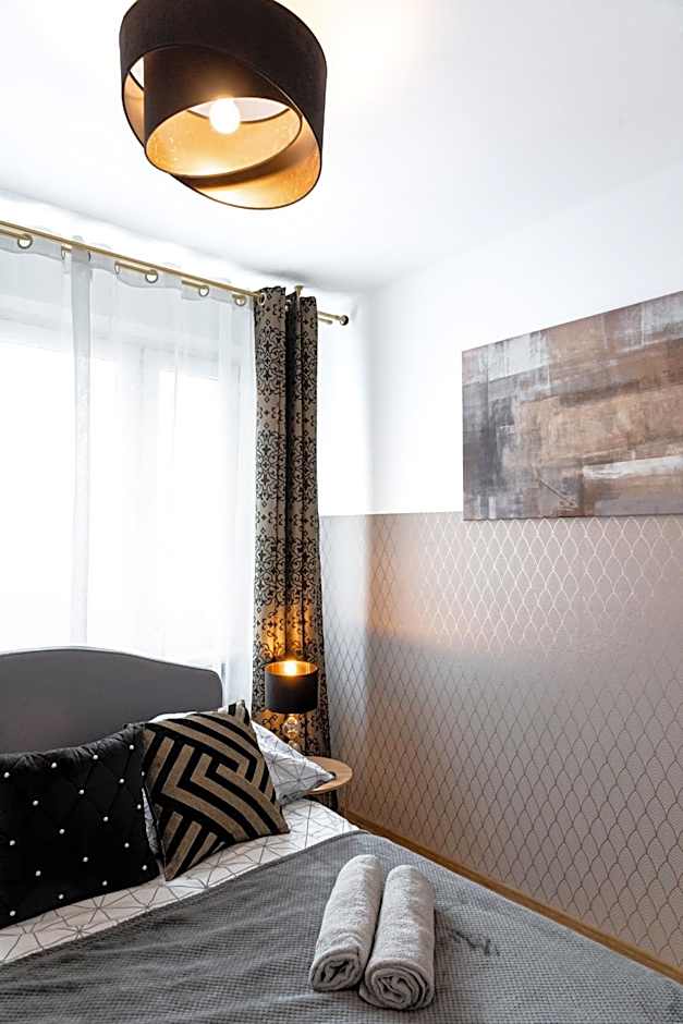 ClickTheFlat Conrada Apart Rooms