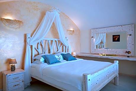 Athermi suite - Outdoor Jacuzzi & Sunset View