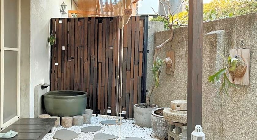 Isshoni Bed and Breakfast