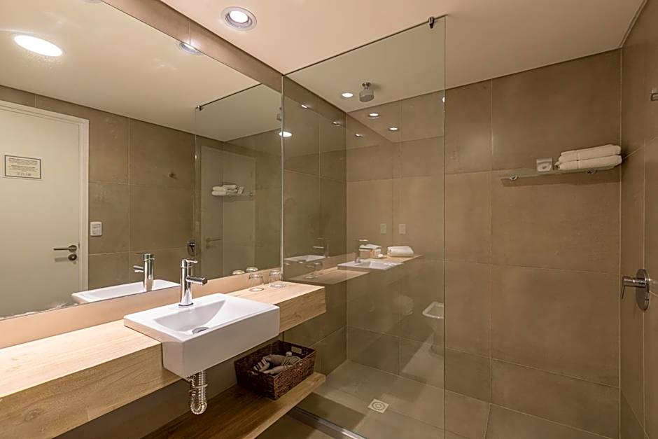 Live Hotel Boutique (Adults only)
