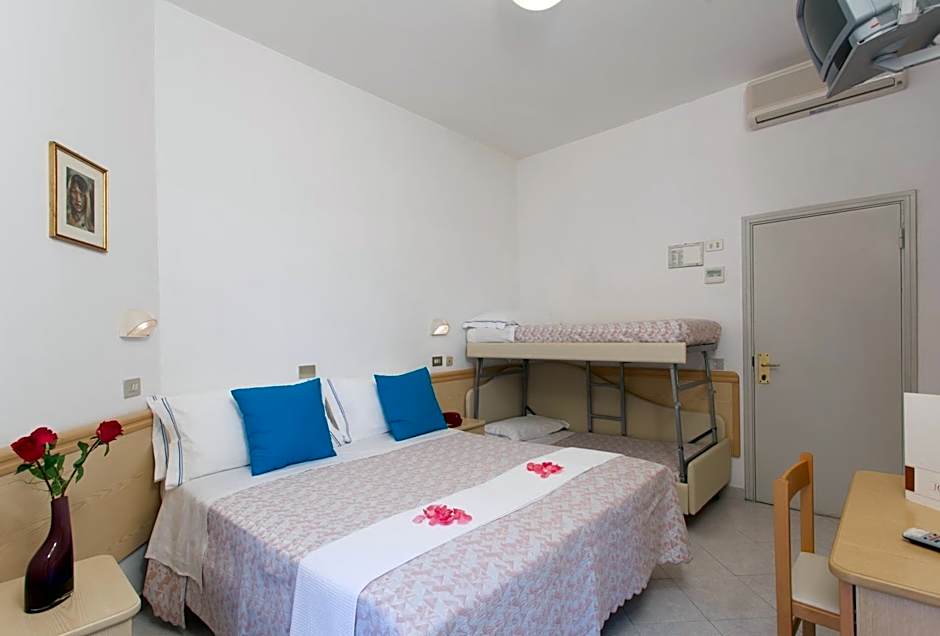 Hotel Cola Frontemare