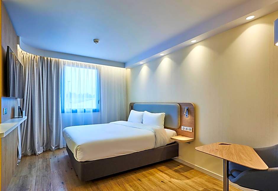 B&B HOTEL Deauville-Touques