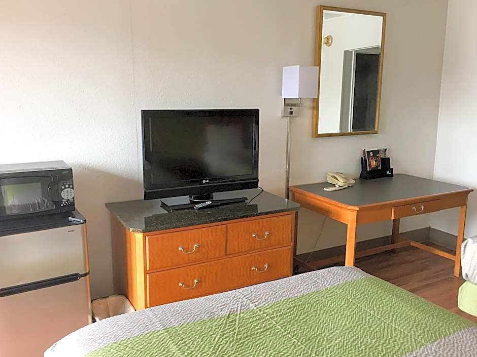 Motel 6-Parkersburg, WV