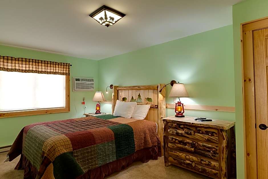 Cobble Mountain Lodge