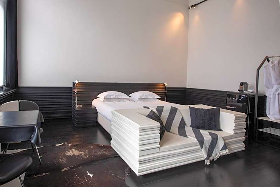 Suites Feek – Antwerp, DC