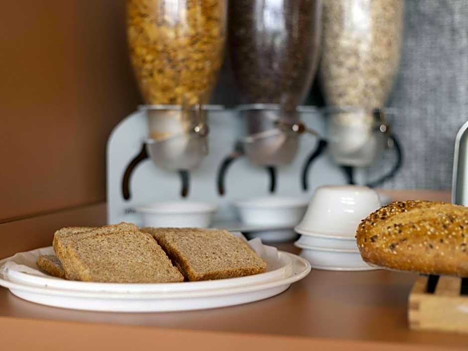 Ibis Styles Chinon