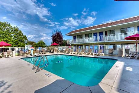 Motel 6-Troutdale, OR - Portland East