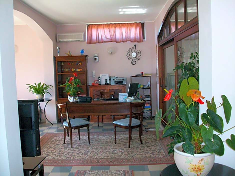 Residence Hotel La Commenda