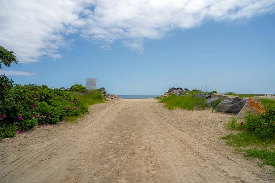 935 Ocean, a Beachside Inn