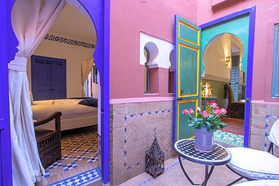 Riad Kaiss By Anika