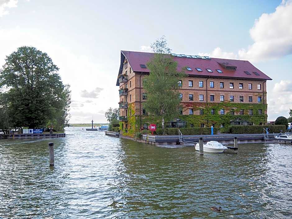 slube am Stadthafen Neustrelitz