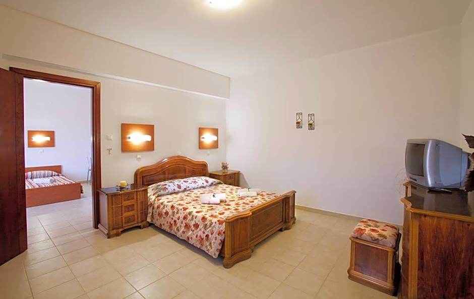 Anelia Boutique Studios & Apartments