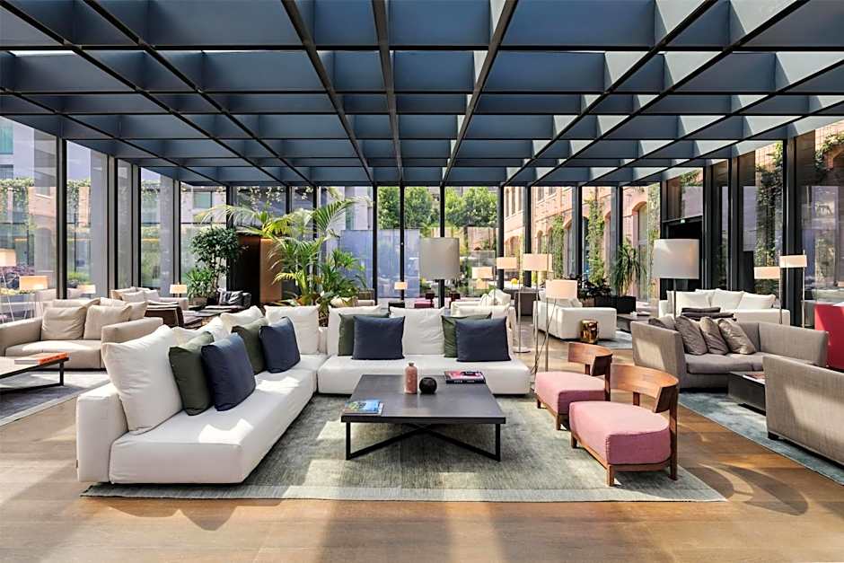 Hilton Lake Como