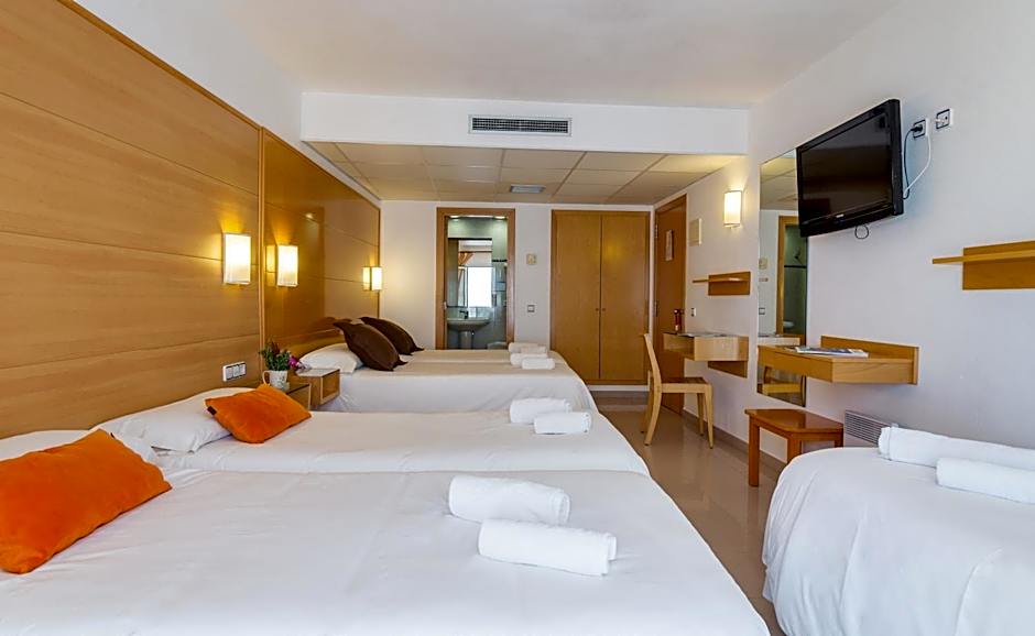 Hotel & Diving Les Illes