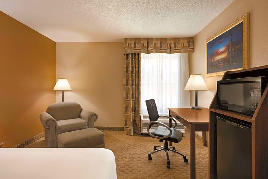 Country Inn & Suites by Radisson, Portland, TX