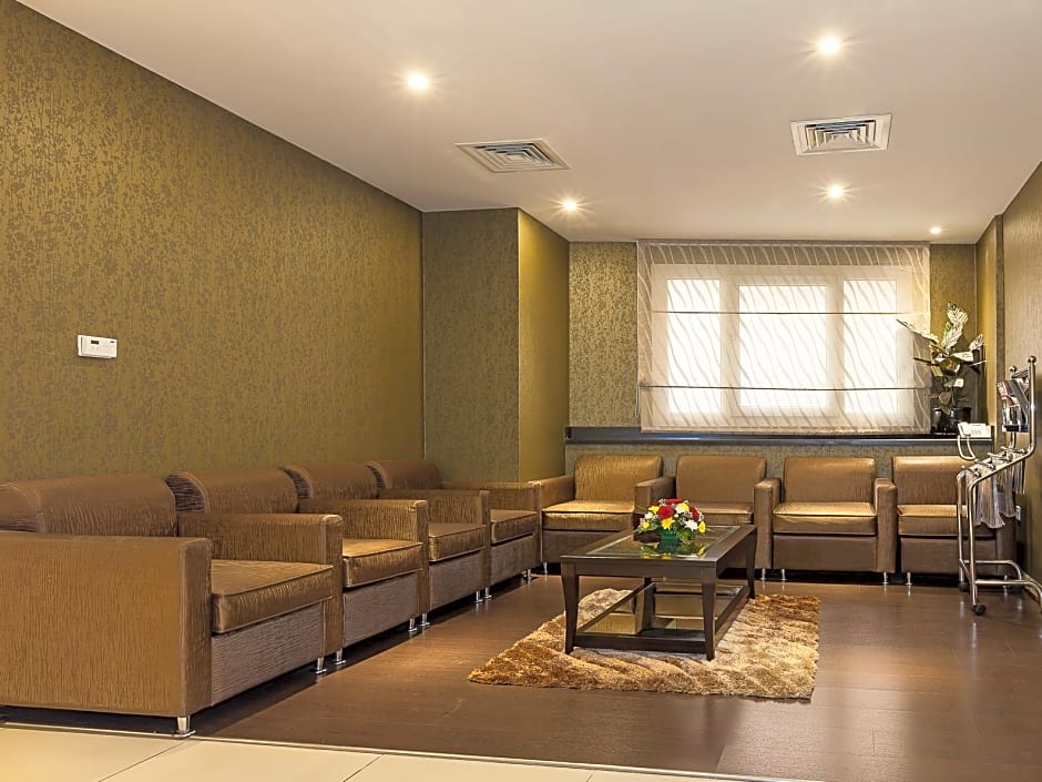 Florida Square Hotel