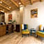 Kete Deluxe Rooms