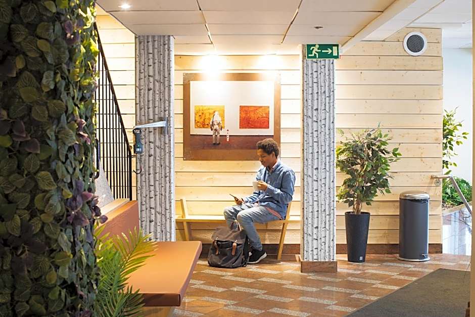 Slottsskogens Hostel