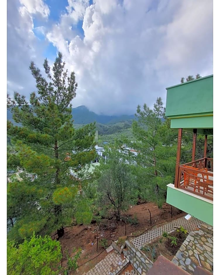 Sarı Konak Butik Otel