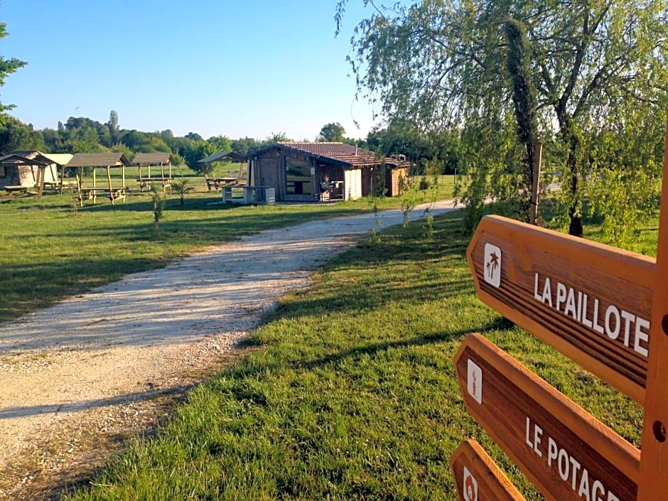 Shanti Lac Cabanes gîtes insolites et espace bien-être Bordeaux
