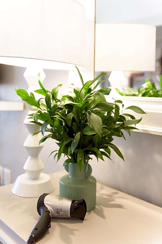 Whalesong Hotel & Spa