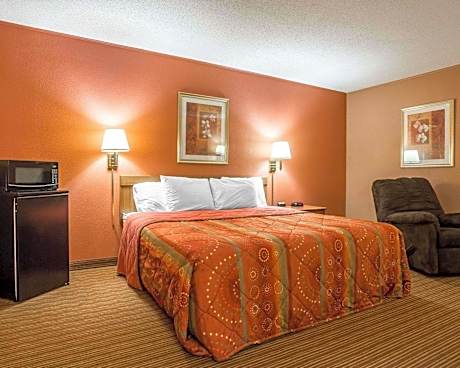 King Room - Non-Smoking