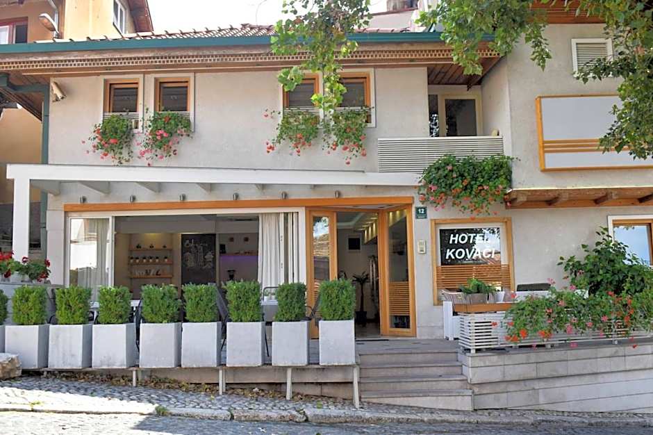 Hotel Kovači