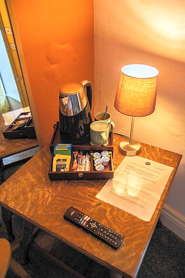 Manorbier Castle Inn Sunset Room