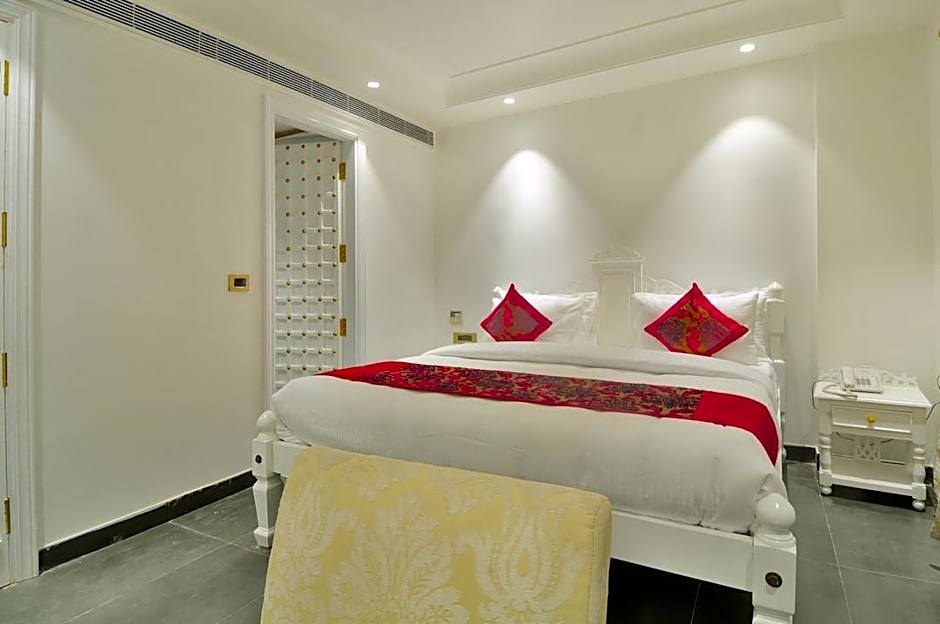 Hotel Pinky Villa - New Delhi Railway Station 