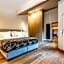 Waldhotel Fletschhorn Panoramic Retreat in Saas Fee