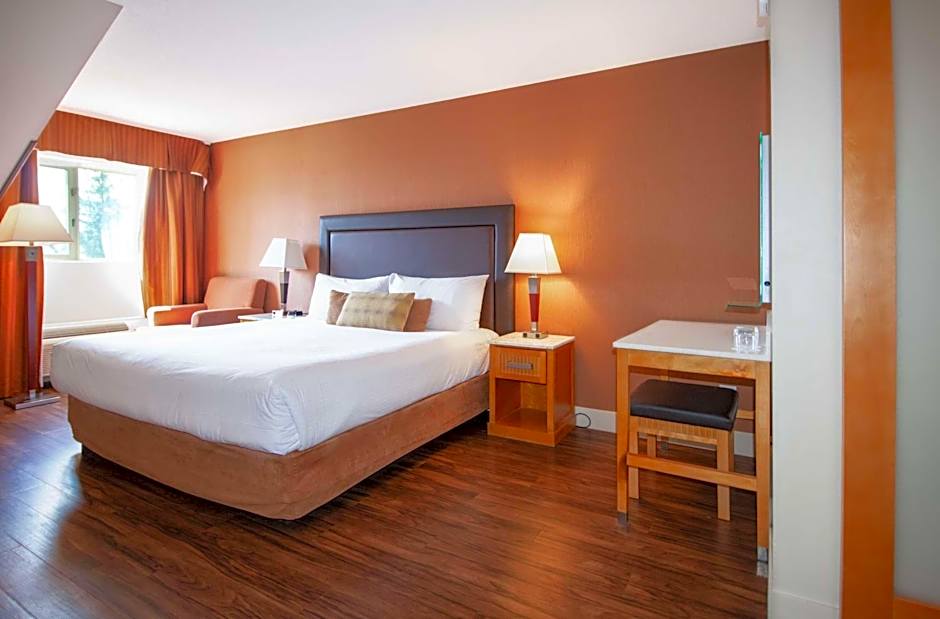 Coast Hillcrest Hotel