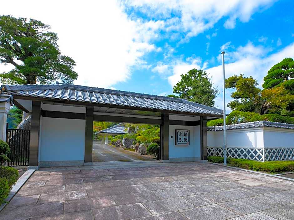 Maizuru Grand Hotel