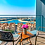 The House Hotel Al Khiran
