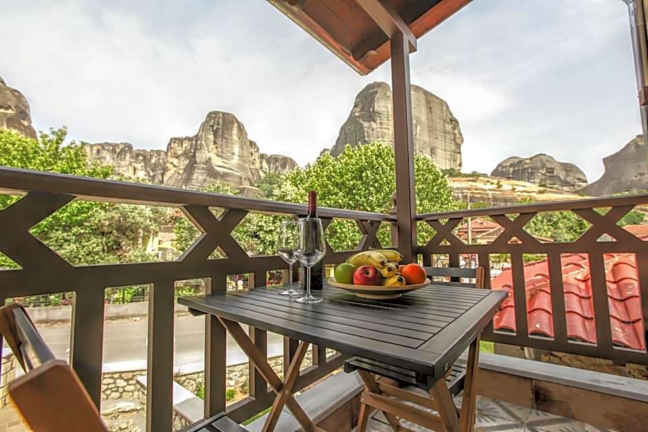 Meteora Heaven and Earth Kastraki premium suites - Adults Friendly